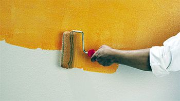 покраска стен при ремонте квартиры